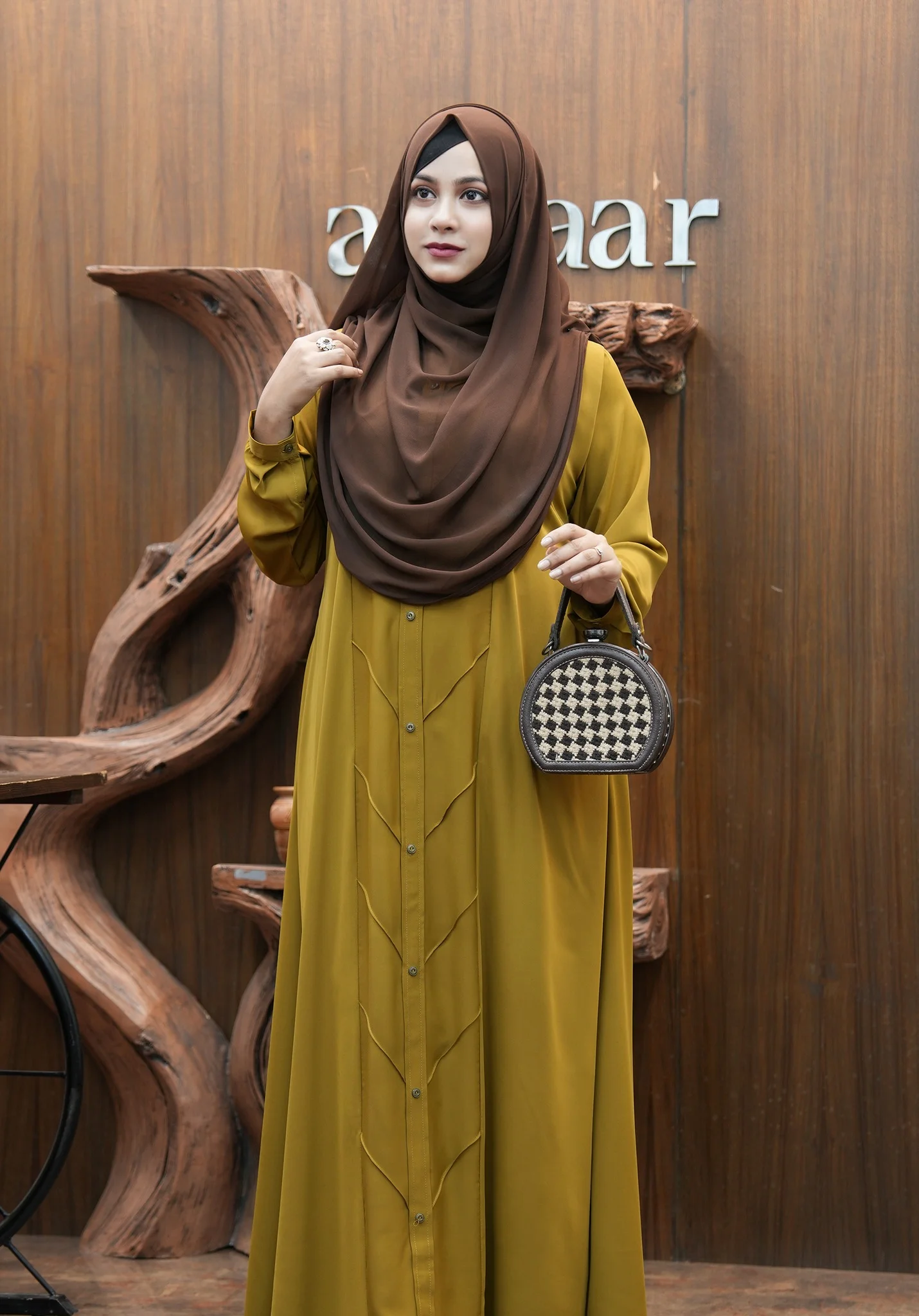 Abaya Tahba 25