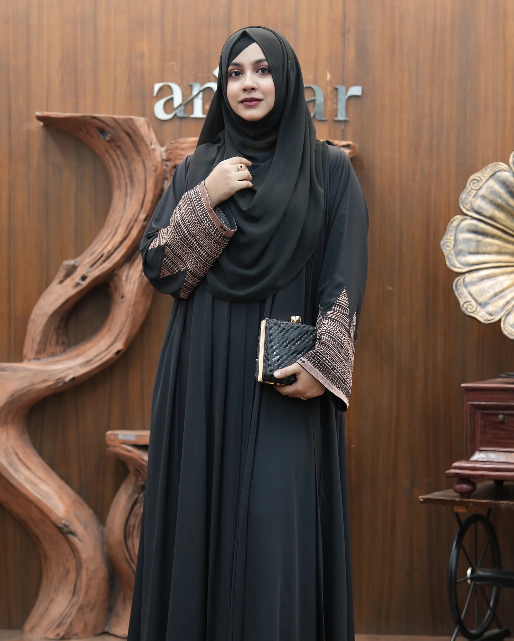 Egyptian Toaipo Abaya